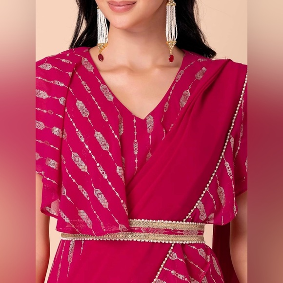 Ridhi Mehra x indya (S) Saree with belt - Picture 5 of 16